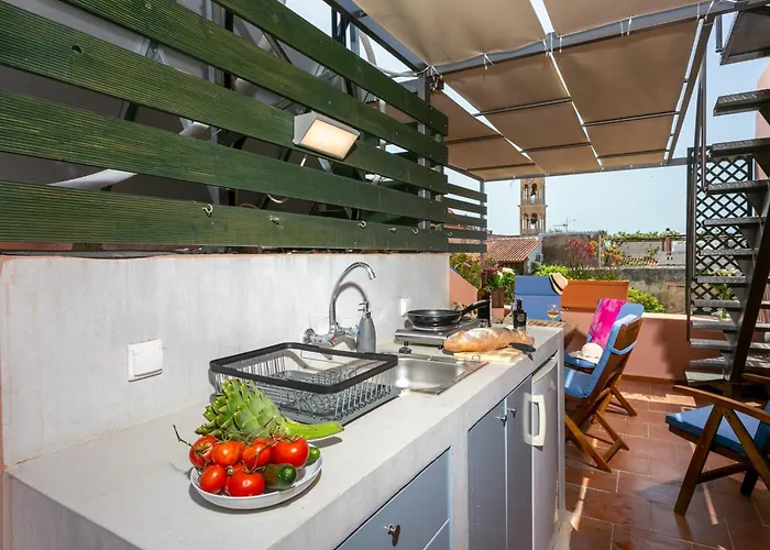 Nyaraló La Barchetta Old Town With Seaview *